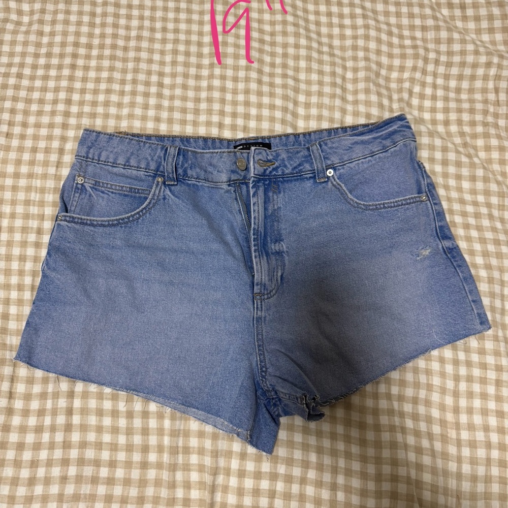 NWOT ASOS Classic Blue Denim Women's Shorts